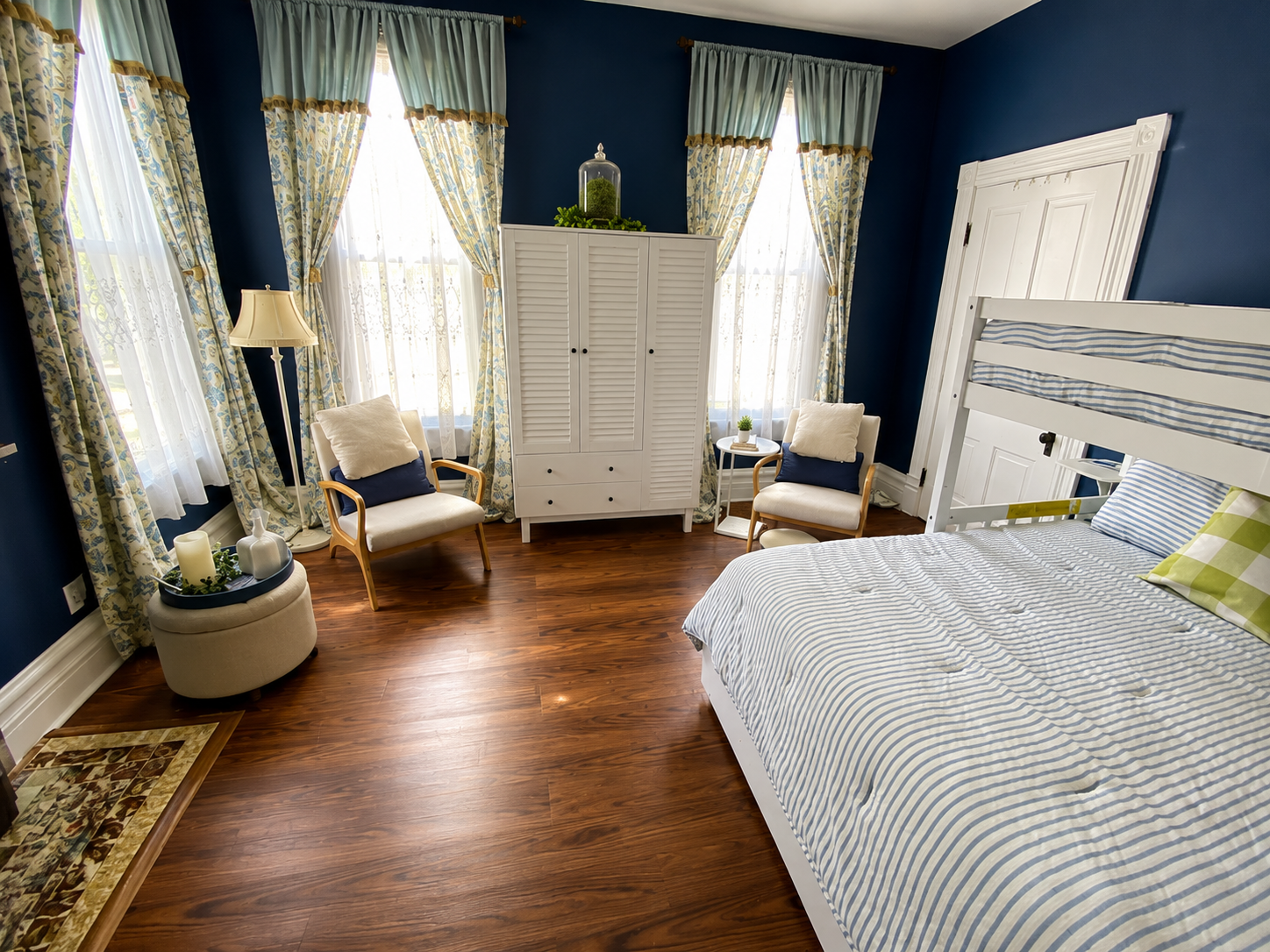 Guest Room Living Space