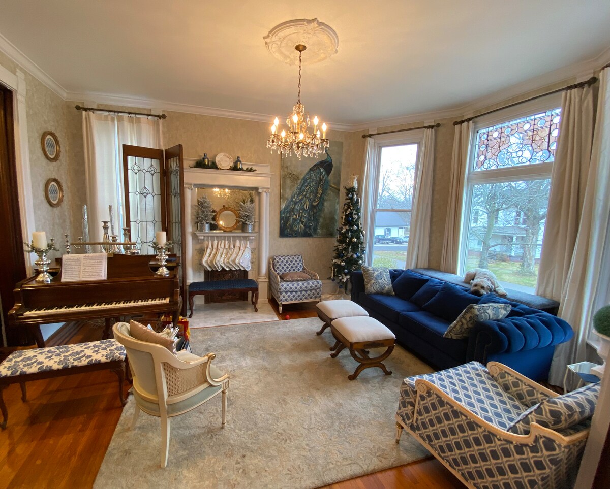 Shared Victorian parlor with comfortable seating